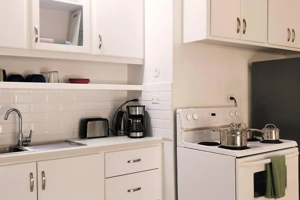 Apartment Secure, Gated Oasis Close To City Port of Spain Trinidad And Tobago