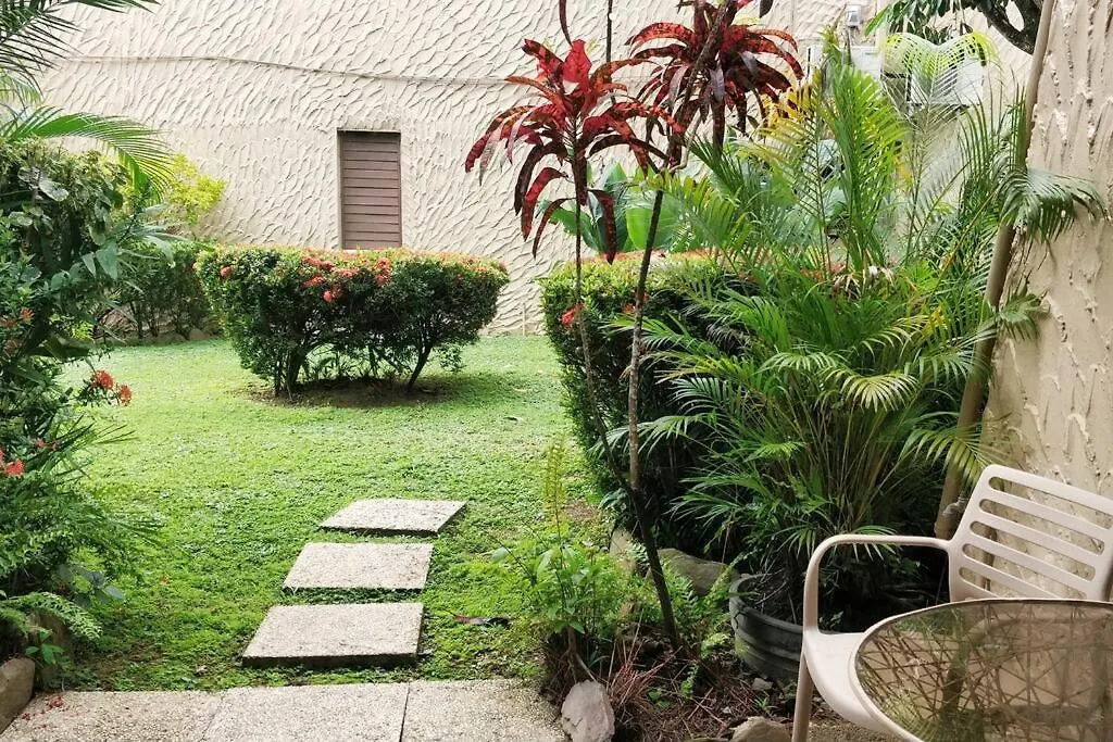 Apartment Secure, Gated Oasis Close To City Port of Spain