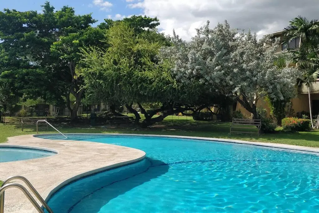 Apartment Secure, Gated Oasis Close To City Port of Spain